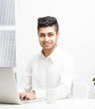 Rapinova software engineer at work