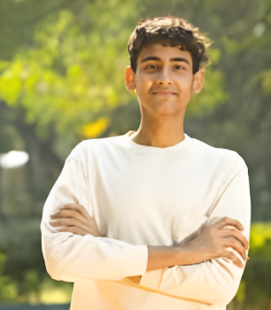 Rapinova team lead reviewing code